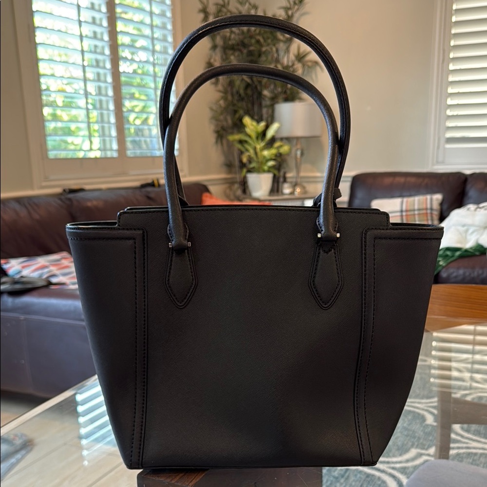 Michael Kors Black Tote Bag - Picture 3 of 10